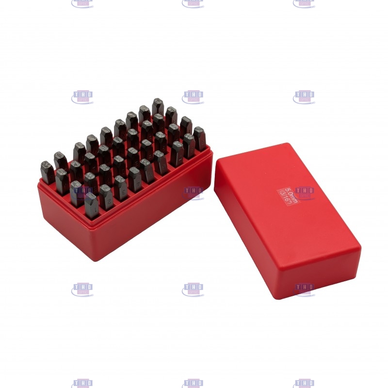 Jeu de 36 lettres et chiffres à frapper 5 mm